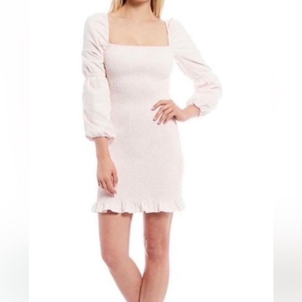 Gianni Bini Light Pink Long Sleeve Dress